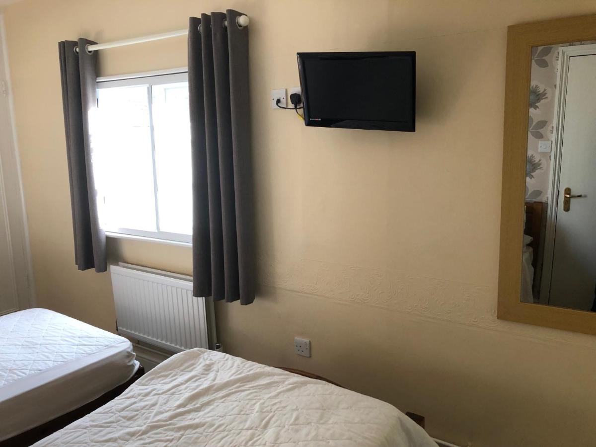 Hotel Baker Arms Hertford Esterno foto