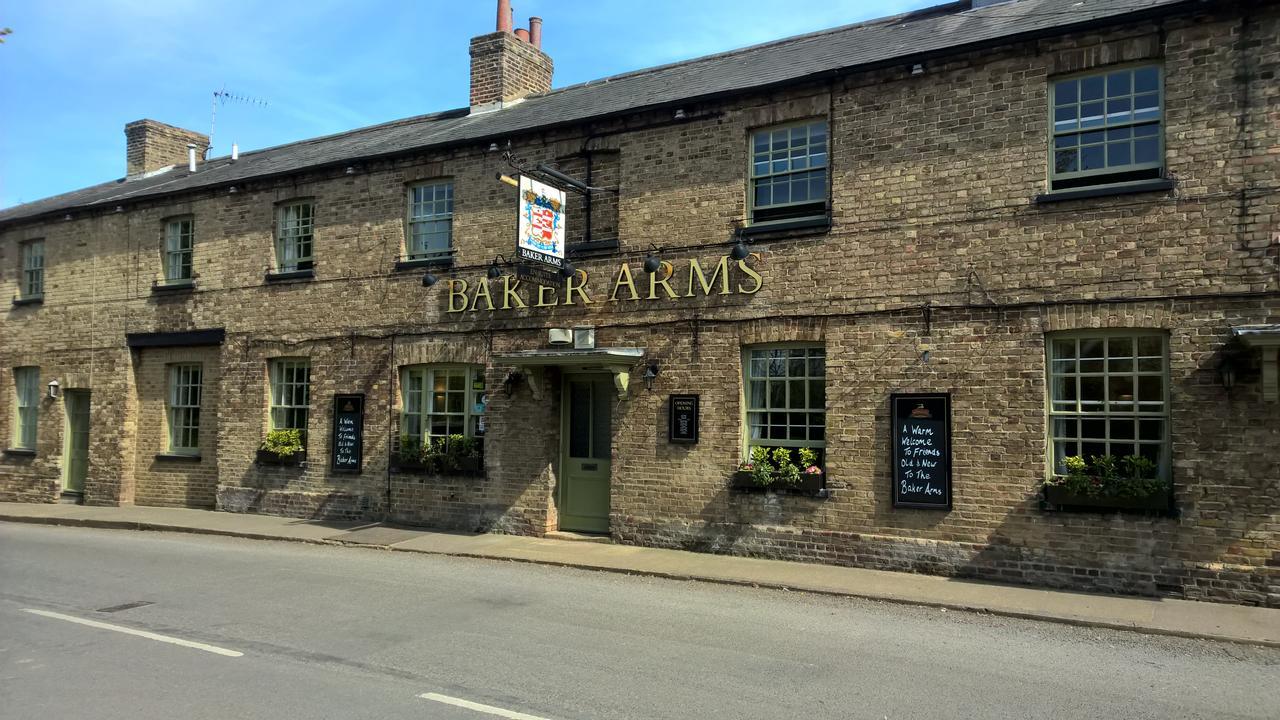 Hotel Baker Arms Hertford Esterno foto